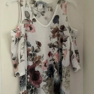 Women’s cold shoulder floral V-Neck top